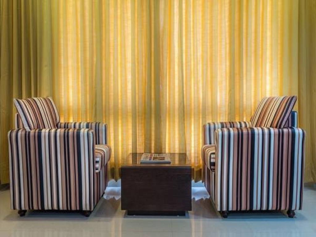 Hotel Saptagiri Hyderabad Habitación foto